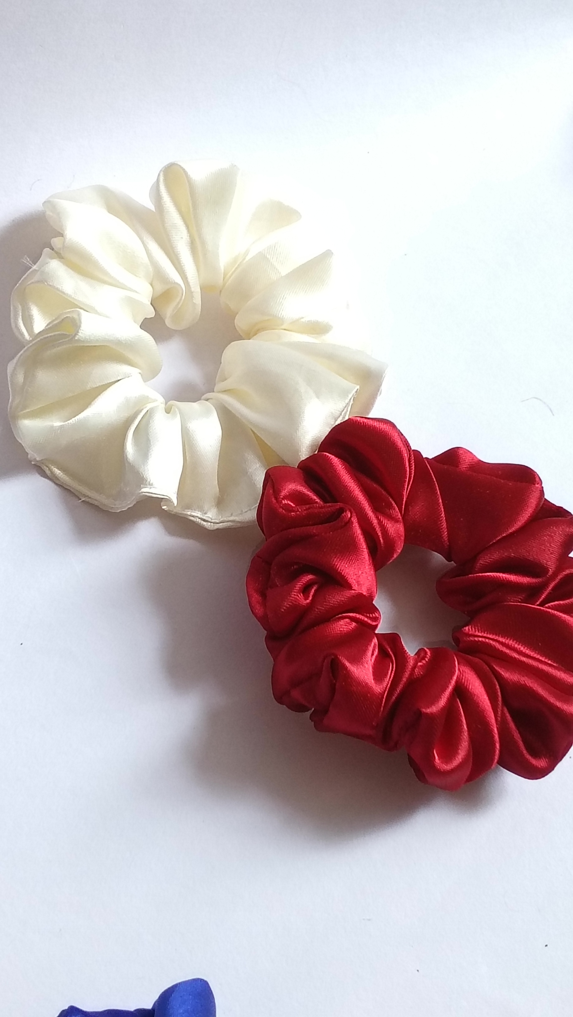 Luxury Satin Scrunchies Set (Red & Ivory) – Set of 2